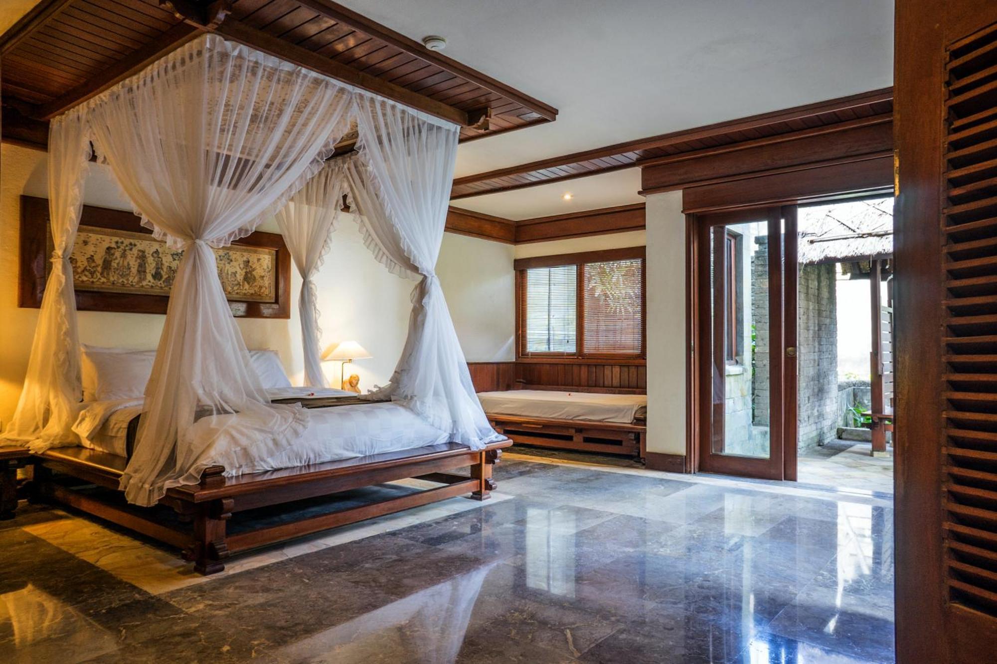 Balisani Suites Hotel Kerobokan Habitación foto
